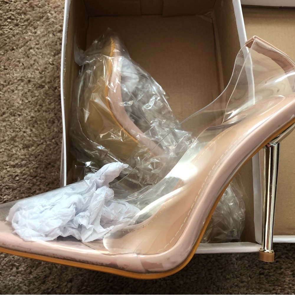 Woman’s Clear Stiletto Heels - Picture 2 of 3